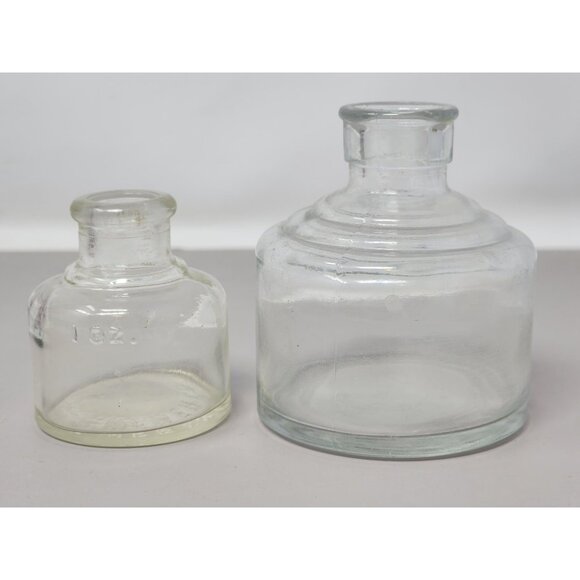 Vintage F. Weber Co.‎ Glass Bottles Set Of 2 Apothecary Style 1 Oz & 3 Oz - Picture 2 of 10